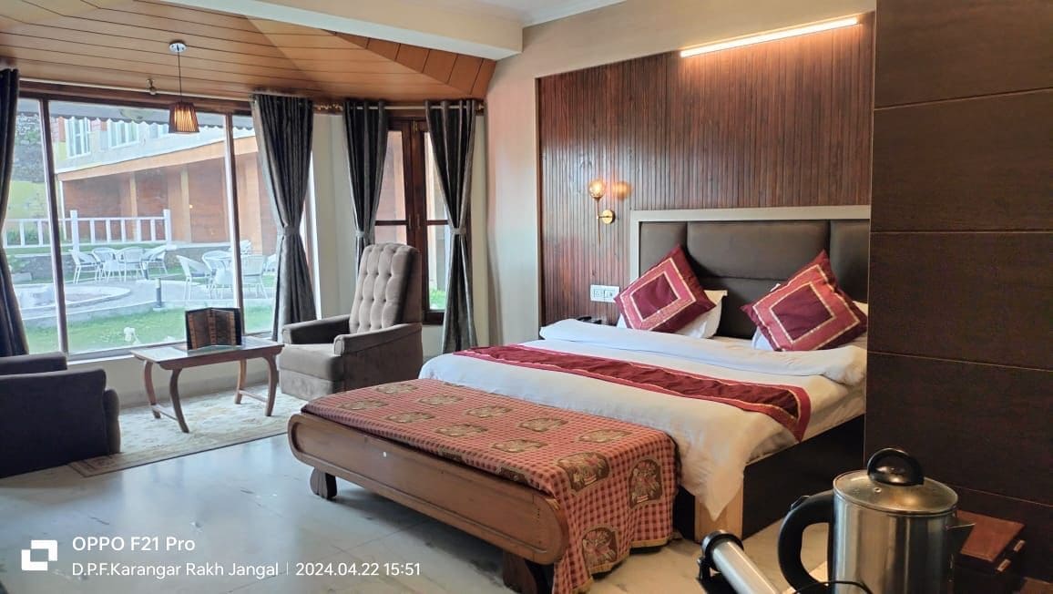 Premium-room-Marble-flooring